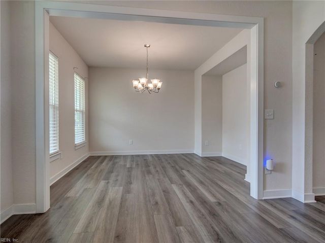 605 Big Bear LN, Chesapeake, VA 23323