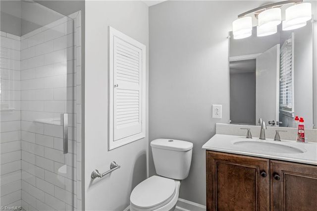 5 Harrow Place, Greensboro, NC 27455