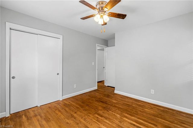 5 Harrow Place, Greensboro, NC 27455