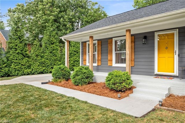 5 Harrow Place, Greensboro, NC 27455