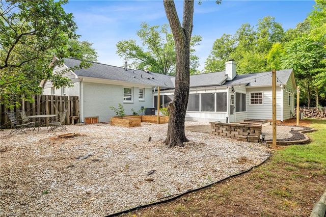 5 Harrow Place, Greensboro, NC 27455