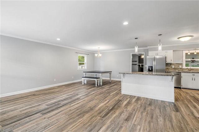 5 Harrow Place, Greensboro, NC 27455