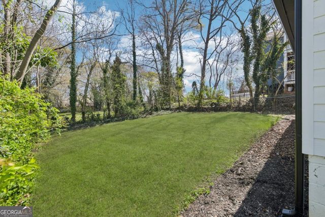 875 Hall Street NW, Atlanta, GA 30318