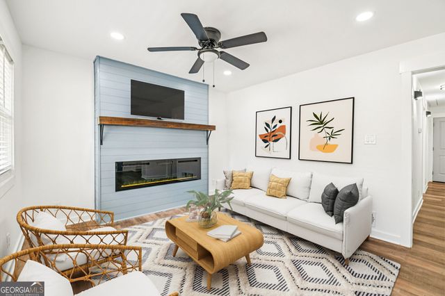 875 Hall Street NW, Atlanta, GA 30318