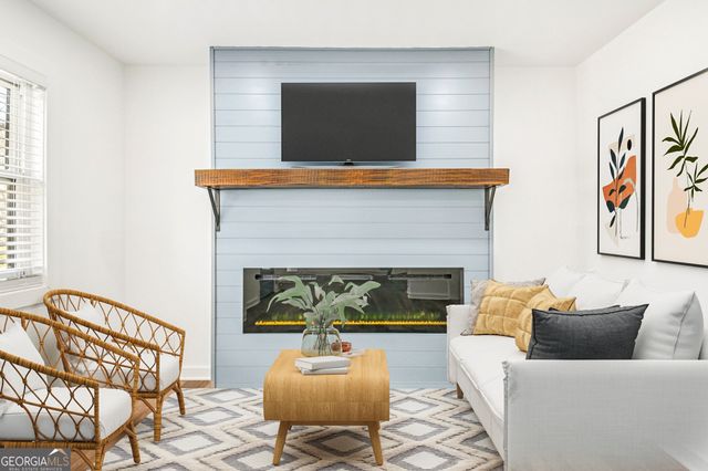 875 Hall Street NW, Atlanta, GA 30318