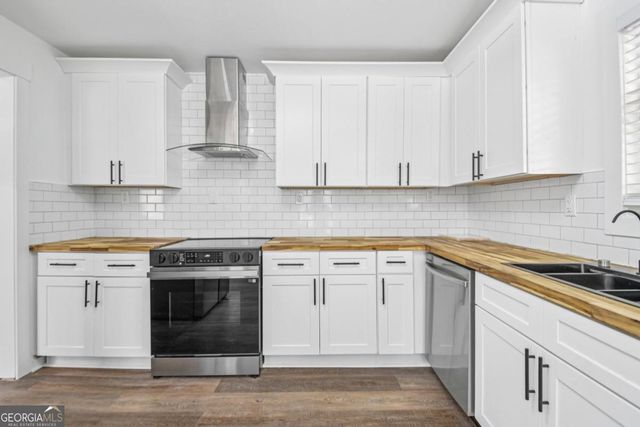 875 Hall Street NW, Atlanta, GA 30318