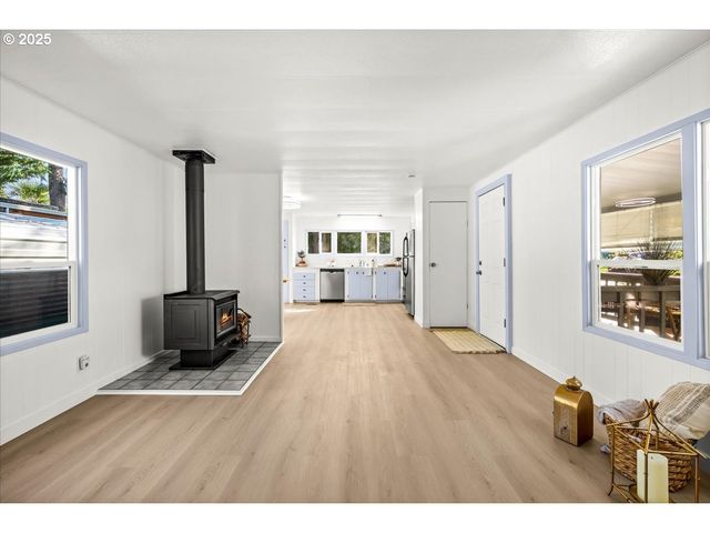 6900 Sw 195TH Ave 220, Beaverton, OR 97007