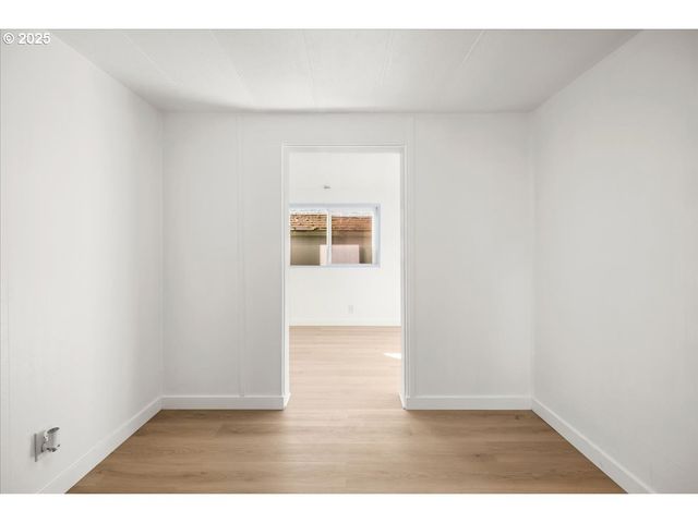 6900 Sw 195TH Ave 220, Beaverton, OR 97007