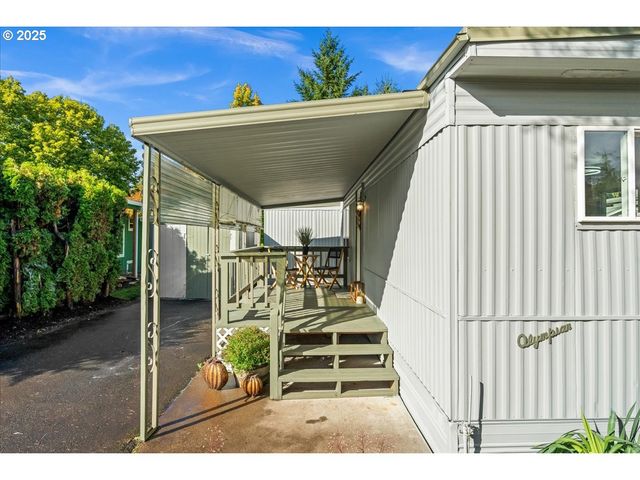 6900 Sw 195TH Ave 220, Beaverton, OR 97007