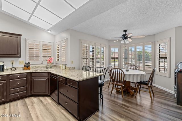 14626 W RAVENSWOOD Drive, Sun City West, AZ 85375