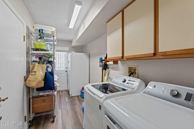 14626 W RAVENSWOOD Drive, Sun City West, AZ 85375