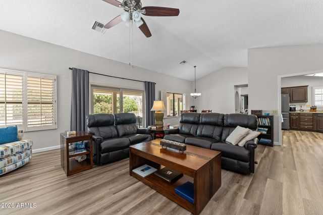 14626 W RAVENSWOOD Drive, Sun City West, AZ 85375