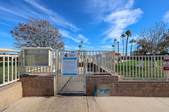 14626 W RAVENSWOOD Drive, Sun City West, AZ 85375
