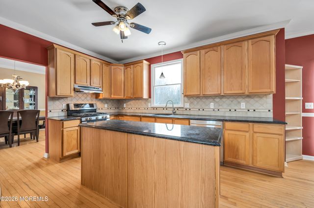 788 Dorathys Lane, Jackson, NJ 08527