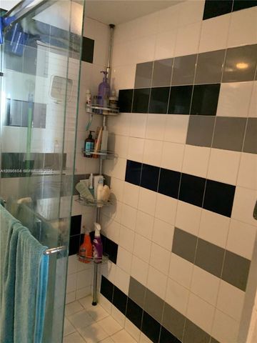3625 N Country Club Drive 1805, Aventura, FL 33180