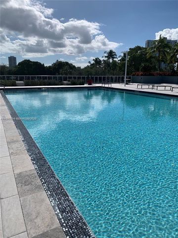3625 N Country Club Drive 1805, Aventura, FL 33180