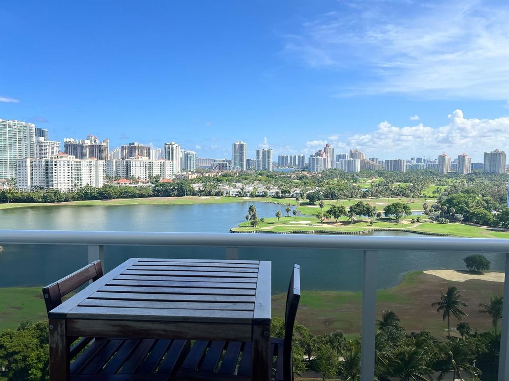 3625 N Country Club Drive 1805, Aventura, FL 33180