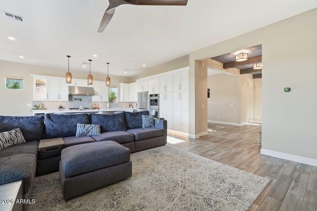 17775 W GUTHRIE Street, Surprise, AZ 85388