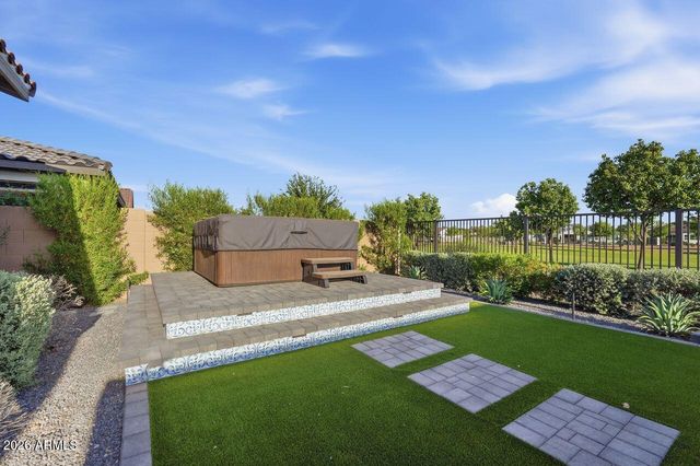17775 W GUTHRIE Street, Surprise, AZ 85388