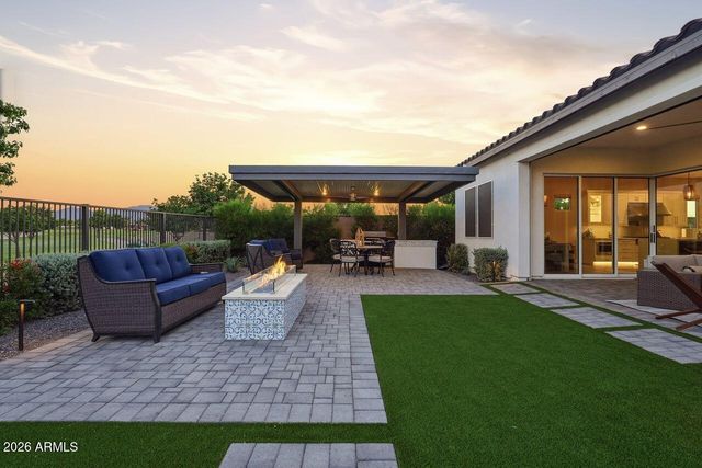 17775 W GUTHRIE Street, Surprise, AZ 85388