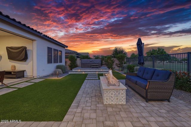 17775 W GUTHRIE Street, Surprise, AZ 85388
