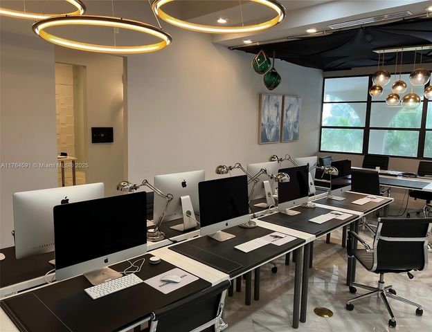 3800 S Ocean Dr 224, Hollywood, FL 33019