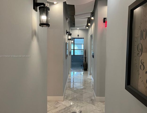 3800 S Ocean Dr 224, Hollywood, FL 33019