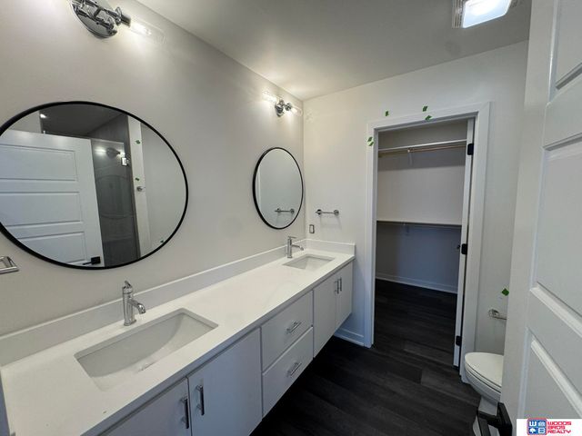 6764 Shadow Ridge Place, Columbus, NE 68601