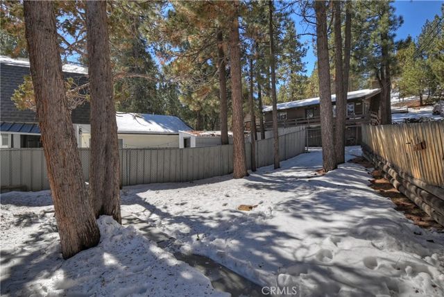 728 W Aeroplane, Big Bear City, CA 92314