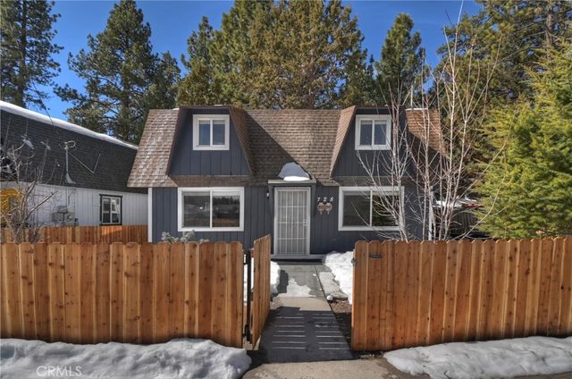 728 W Aeroplane, Big Bear City, CA 92314