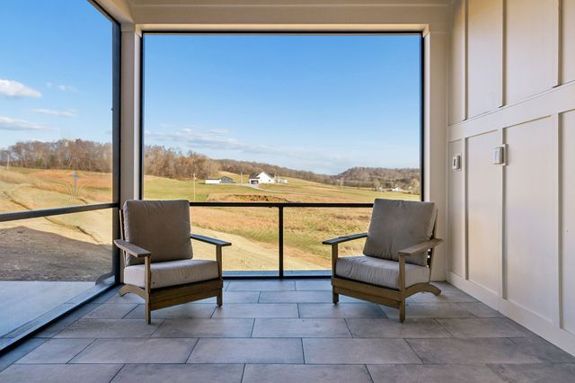 763 Thompson Creek Rd, Shelbyville, TN 37160