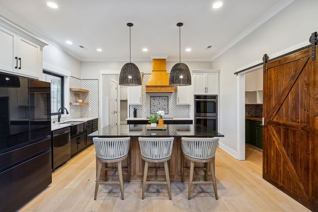 763 Thompson Creek Rd, Shelbyville, TN 37160