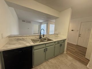 9813 Walnut Street 302, Dallas, TX 75243