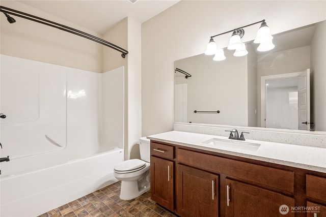 11021 17th Street E, Edgewood, WA 98372