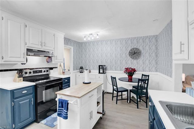 35 Clayton DR, Hampton, VA 23669