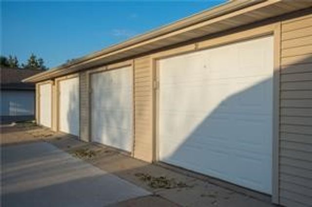 1345 SE 6th Street 203, Grimes, IA 50111