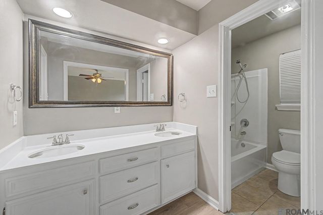 2125 Stonewood Dr, Baton Rouge, LA 70816