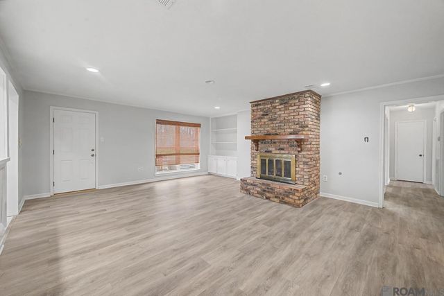 2125 Stonewood Dr, Baton Rouge, LA 70816