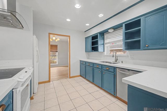 2125 Stonewood Dr, Baton Rouge, LA 70816