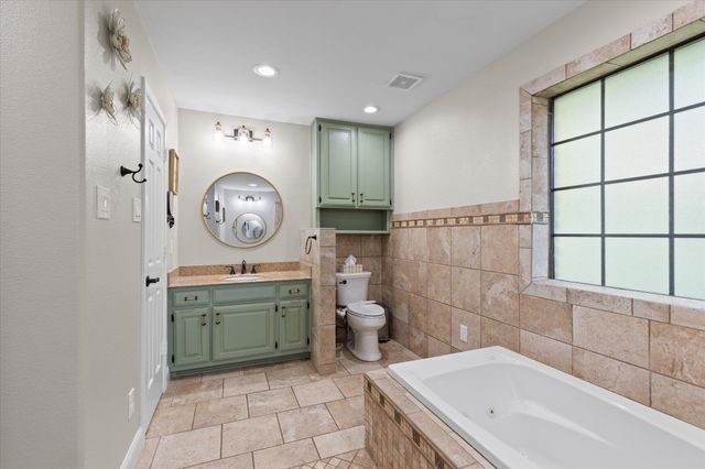 1212 Marigold Lane, Longview, TX 75604