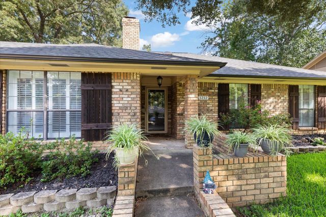 1212 Marigold Lane, Longview, TX 75604