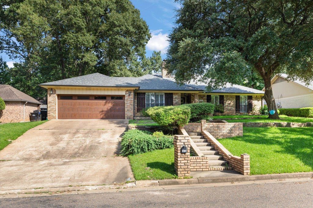 1212 Marigold Lane, Longview, TX 75604