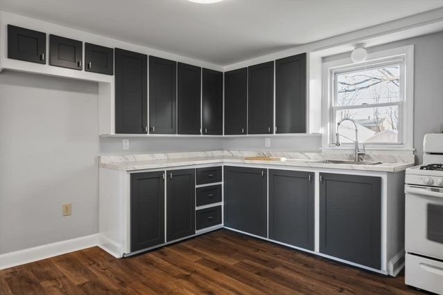 20 Sherbourne, Swansea, MA 02777