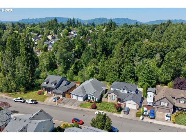 1531 Se IRONWOOD Ln, Gresham, OR 97080