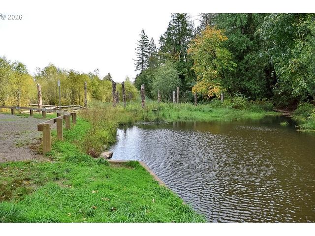1531 Se IRONWOOD Ln, Gresham, OR 97080