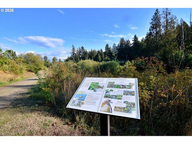 1531 Se IRONWOOD Ln, Gresham, OR 97080