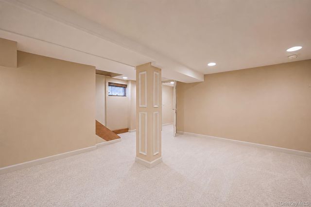 140 Emerson Avenue, Floral Park, NY 11001