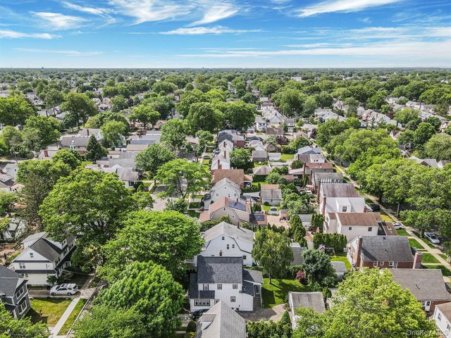 140 Emerson Avenue, Floral Park, NY 11001