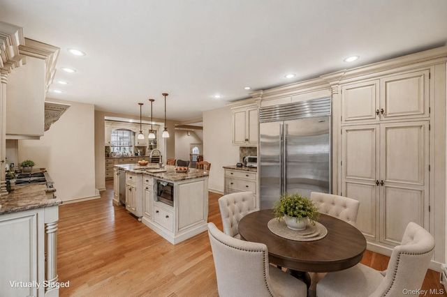 140 Emerson Avenue, Floral Park, NY 11001