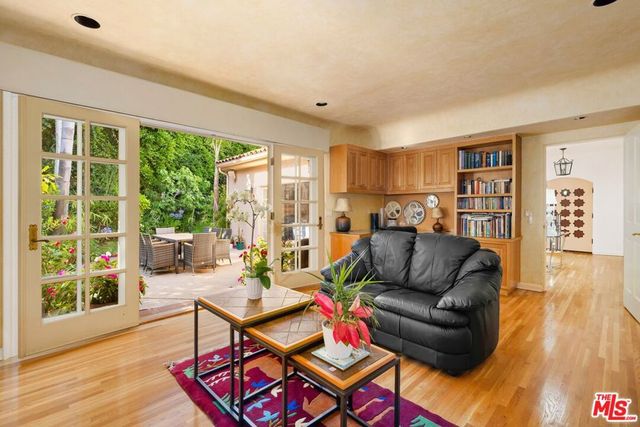 1717 Comstock Avenue, Los Angeles, CA 90024